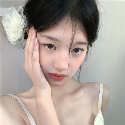 爱之地 封面